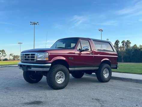 This is a 1996 Bronco XLT 4x4 in excellent condition powered by a recently rebuilt 5.0 V8 engine paired with an automatic transmission. I aquired this truck from the previous owner who lived in... 1996 Ford Bronco, 1996 Bronco, Ford Bronco 1996, Ford Bronco For Sale, Ford Suv, Ford Broncos, Ford Pickup Trucks, Classic Vehicles, Ford Pickup