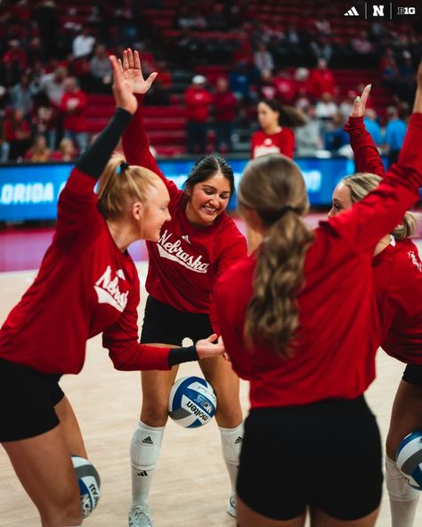 Nebraska Volleyball Wallpaper, Nebraska Volleyball Aesthetic, Volleyball Tournament Aesthetic, Volleyball Team Aesthetic, Club Volleyball Aesthetic, Volleyball Nebraska, Husker Volleyball, Athletes Prayer, Nebraska Volleyball