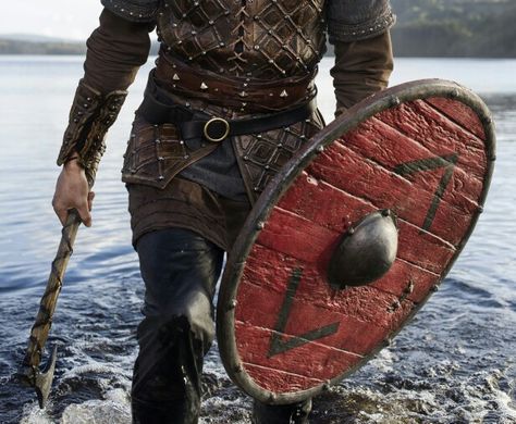 Magnus Chase viking shield Magnus Burnsides, Viking Aesthetic, Captive Prince, Adventure Zone, The Adventure Zone, The Last Kingdom, Dragon Age Inquisition, Fantasy Aesthetic, Norse Mythology