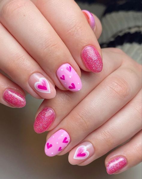 Pink glitter shimmer hearts art white Biab Gel Nails Designs Pink, Pink Heart Gel Nails, Pink Biab Nails, Biab Overlay, Spring French Nails, Pink Everything, Tier 1, Art Premier, All Pink