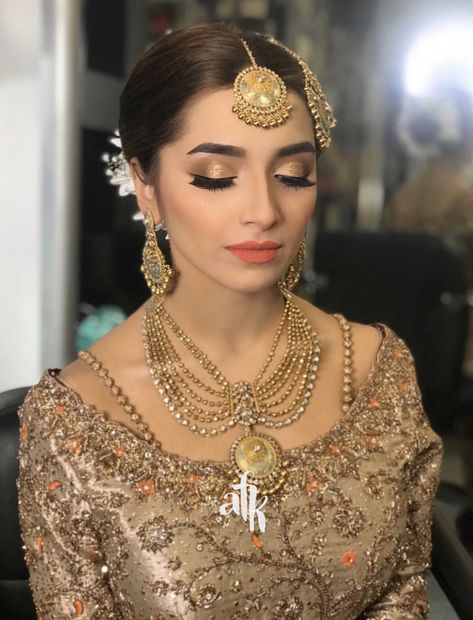 Dr Haroon Bridal Dresses, Pakistani Valima Dresses, Dr Haroon Bridal, Bridal Makeup Pakistani, Dr Haroon, Barat Dresses, Makeup Pakistani, Valima Bride, Arabian Dress