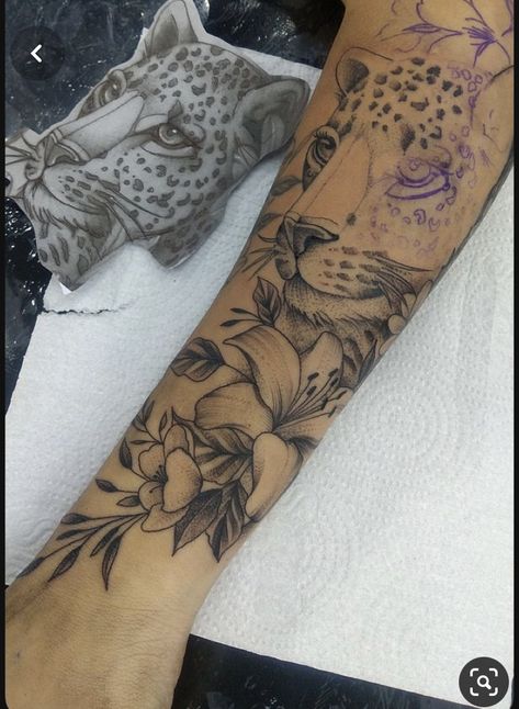 Forearm Cover Up Tattoos, Leopard Print Tattoos, Underarm Tattoo, Cute Thigh Tattoos, Body Tattoo Design, Leopard Tattoos, Mommy Tattoos, Tasteful Tattoos, Tattoos For Black Skin