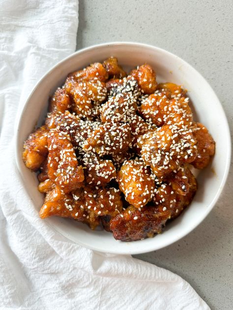 Mandarin Orange Chicken, Crispy Orange Chicken, Lemon Basil Chicken, Paleo Dinners, Asian Meals, Chicken Tonight, Instagram Recipes, Autoimmune Paleo, Rosemary Chicken