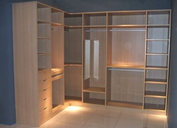 L Shape Wardrobe Design, L Shape Wardrobe, Corner Wardrobe Closet, Corner Closet, Corner Wardrobe, Bedroom Cupboard, Wall Corner, Bedroom Cupboard Designs, Bedroom Corner