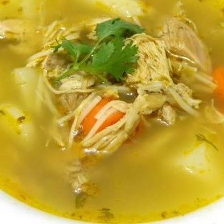 Puerto Rican Chicken Soup ॐ♥ॐ                                                                                                                                                                                 More Puerto Rican Chicken Soup, Caldo Recipe, Puerto Rican Chicken, Healthy Chicken Soup, Campbells Soup Recipes, Puerto Rico Food, Boricua Recipes, Vegetarian Chicken, Puerto Rican Recipes