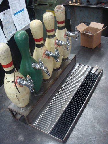 How cool are these bowling pin beer taps! 🍻🍻 Retro Bowling Alley Aesthetic, Bowling Pins Ideas, Bowling Decor, Bowling Room, Bowling Pin Art, Bowling Diy, Bowling Memes, Bowling Ideas, Bowling Ball Art