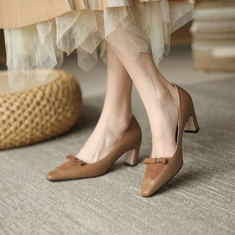 Pumps shoes, women pumps, pump heels, court shoes, Chikoshoes.com Outfits Summer 2022, Fall Fashion Shoes, Chiko Shoes, Elegant Work Outfits, Shoes For Woman, Fashion Outfits Summer, Office Shoes Women, Shoes Chunky, Shoes Heels Classy