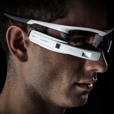 JET sports smart-glasses created by recon instruments and woke design Google Glasses, Wearable Devices, Smart Glass, Google Glass, Caller Id, Smart Glasses, Sports Glasses, Wearable Tech, Wearable Device