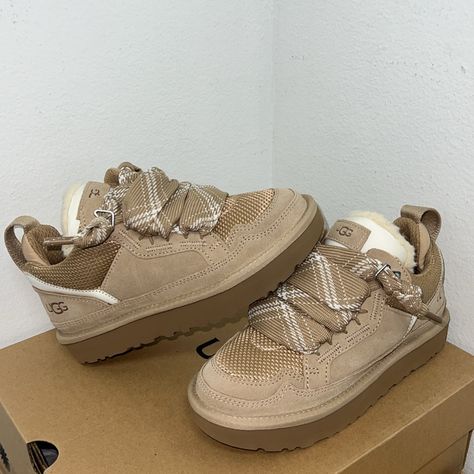 Ugg Lowmel Size-5 San No Box Authentic Ugh Sneakers, Uggs Sneakers, Ugg Lowmel, Shoe Rotation, Ugg Sneakers, Bday List, Jordan 4s, Shoes Ugg, Dream Gift