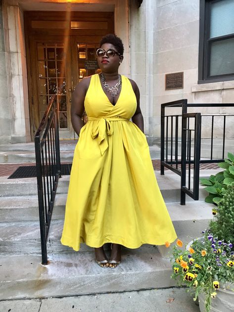 TOP FIVE PLUS SIZE BLOGGERS TO FOLLOW - PRIIINCESSS Yellow Plus Size Outfits, Colorful Plus Size Fashion, Top For Big Bust, Flattering Plus Size Outfits, Big Bust Style Outfits, Dress For Big Size Woman, Plus Size Spring Fashion, Plus Size High Fashion, Summer Date Outfit