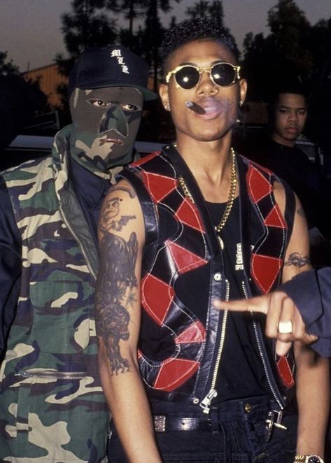 Dancehall Outfits, 90s Black Men Fashion, 80s Hip Hop Fashion, Devante Swing, Dark Masculine, 90s Black Men, 80s Hip Hop, Men 90s, 90s Men