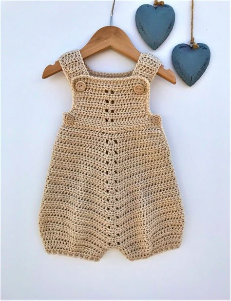 Baby Romper Pattern, Crochet Romper, Pull Bebe, Frock Patterns, Romper Pattern, Crochet Bebe, Crochet For Boys, Crochet Baby Dress, Crochet Baby Clothes