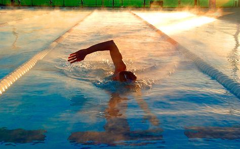 Swimming. Keep going. Breaststroke Swimming Photography, Hobbies Sports, Swimming Photography, Morning Practice, Swimming Photos, Swimming Motivation, Swimming Pictures, I Love Swimming, Swimmers Life