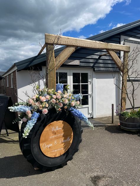 September Farm Wedding, Farm Themed Wedding, Cowboy Wedding Decorations, Wedding Tractor, Barrel Wedding Decor, Party Shed, Farmer Wedding, Farm Wedding Decorations, Marquee Decoration