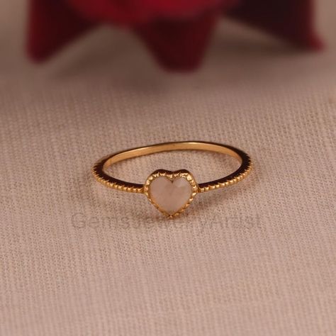 Jewelry Couple, Rose Quartz Jewelry, Gold Gemstone Ring, Couple Ring, Rose Quartz Ring, Ring Simple, Quartz Jewelry, Rose Quartz Gemstone, Ring Minimalist