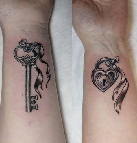 Mother Daughter Tattoos Mommy Daughter Tattoos, Key Tattoo Designs, Design Tatuaje, Mom Daughter Tattoos, Best Couple Tattoos, Tato Jari, Key Tattoos, Key Tattoo, Couples Tattoo Designs