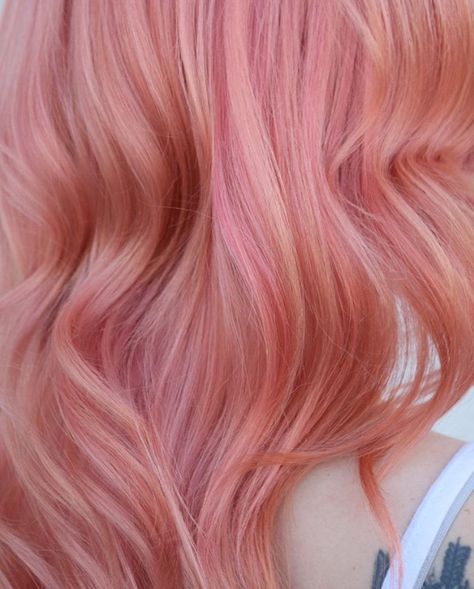 Lea Pink Lemonade Hair, Dred Locks, Quirky Hair, Pride Hair, Dead Leaves, Peach Hair, Spring Hair Color, Hairstyle Inspiration, Strawberry Blonde Hair