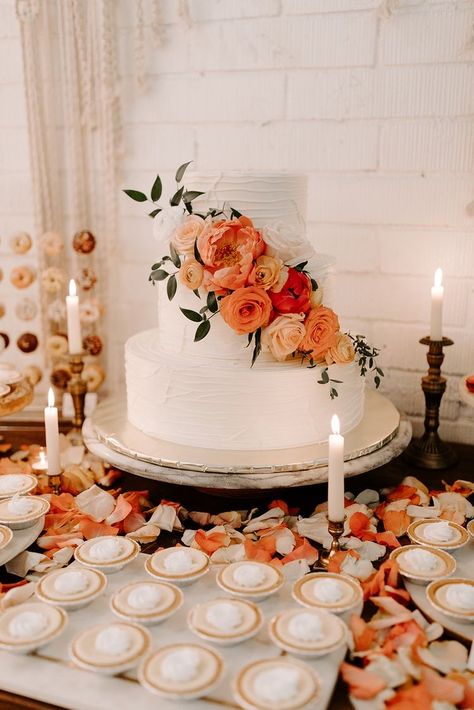 Love the mini pumpkin pies Living Coral Wedding, Orange Flower Wedding Cake, Dusty Coral And Blush Wedding, Wedding Cake Coral Flowers, Dusty Coral Wedding, Desert Coral Wedding, Wedding Cake With Fall Flowers, Wedding Cake With Orange Flowers, Peach And Orange Wedding