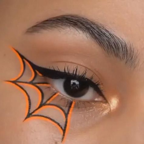 Maquillage Halloween Simple, Halloweenský Makeup, Dekorasi Halloween, Holloween Makeup, Cute Halloween Makeup, Halloween Makeup Diy, Halloween Makeup Pretty, Halloween Eye Makeup, Amazing Halloween Makeup