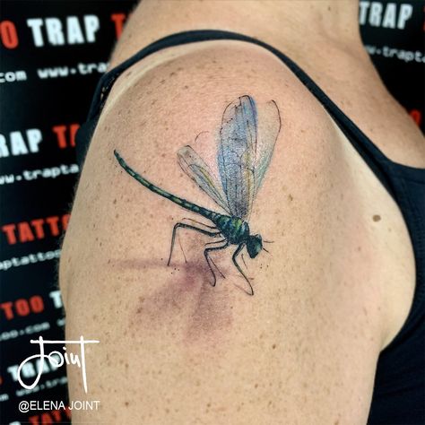 Colour Dragonfly Tattoo, Design Tattoos, Dragonfly Tattoo, Little Tattoos, Tattoo Ink, Line Tattoos, Different Light, Dragonflies, Simple Tattoos