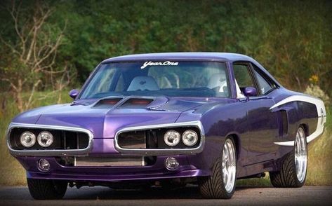 1970 Dodge Superbee Plum Crazy Dodge Coronet Super Bee, Dodge Super Bee, Old Muscle Cars, Dodge Muscle Cars, Mopar Cars, Mopar Muscle Cars, Dodge Coronet, Last Ride, Cars Muscle