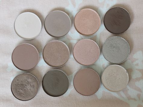 Mac Eyeshadow Swatches, Soft Summer Makeup, Naked Lunch, Eyeshadow Basics, Best Mac Makeup, Mac Eyes, Eyeshadow Collection, Neutral Makeup, Beauty Tricks