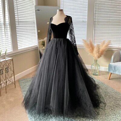 ad eBay - Gothic Black Tulle Wedding Dressws Sweetheart Long Sleeves Applique Bridal Gowns - Buy Now, click the link (eBay) Sweetheart Wedding Gown, Velvet Wedding Dress, Tulle Skirt Wedding Dress, Bridal Dresses Vintage, Black Wedding Gowns, Gonna In Tulle, Black Wedding Dress, Princess Bridal Gown, Dresses For Pregnant Women