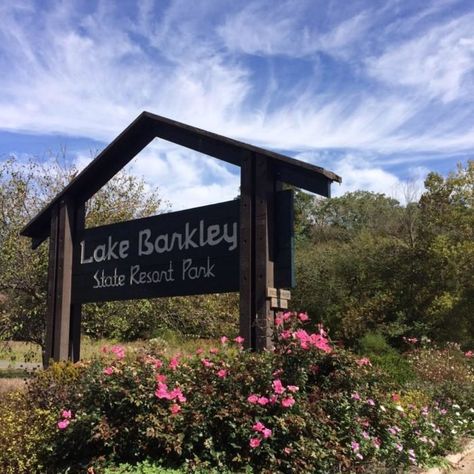 Located in Cadiz, right on the banks of the beautiful Lake Barkley, this resort is a Kentucky treasure. Cadiz Kentucky, Kentucky Attractions, Land Between The Lakes, Horseback Riding Trails, Waterfall Trail, River Lodge, Lake Vacation, Whitewater Rafting, Beautiful Lakes