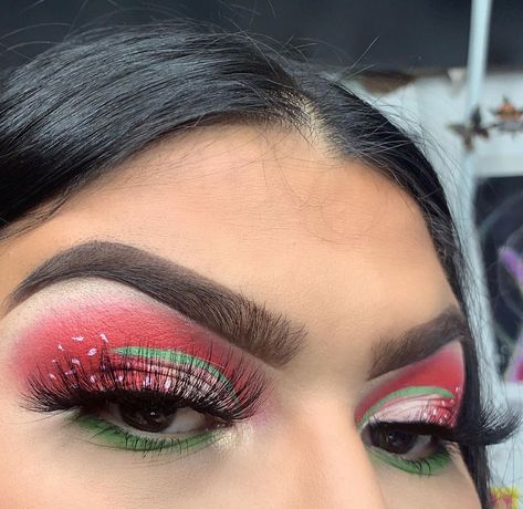 Strawberry Shortcake Makeup Halloween, Horror Strawberries, Strawberry Shortcake Makeup, Strawberry Makeup Look, Strawberry Shortcake Costume, Strawberry Costume, Halloween Month, Lashes Fake Eyelashes, Spooky Szn