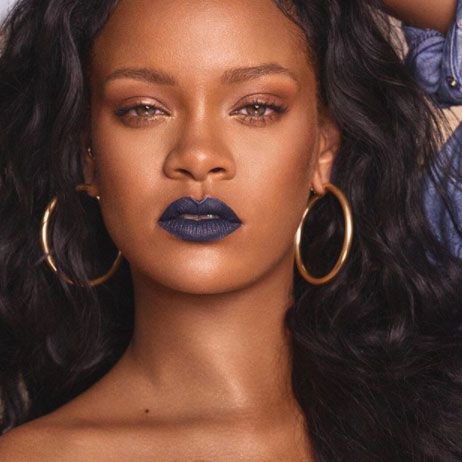 Rihanna's New Fenty Mattemoiselle Lipstick Is Now Available! Here's What You Need to Know Blue Lipstick Makeup, Fenty Foundation, Parisian Makeup, Rihanna Tattoo, Rihanna Fenty Beauty, Rihanna News, Blue Lipstick, Blue Lips, Beauty Lipstick