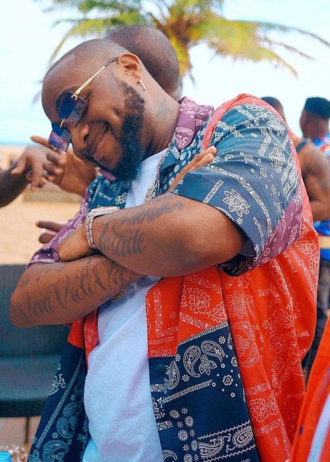 Davido Nigerian Artist Wallpaper, Davido Nigerian Artist, Davido Nigeria, Tyga Style, Album Wallpaper, Nigerian Artist, Artist Wallpaper, Cardi B Pics, Big Brother Naija