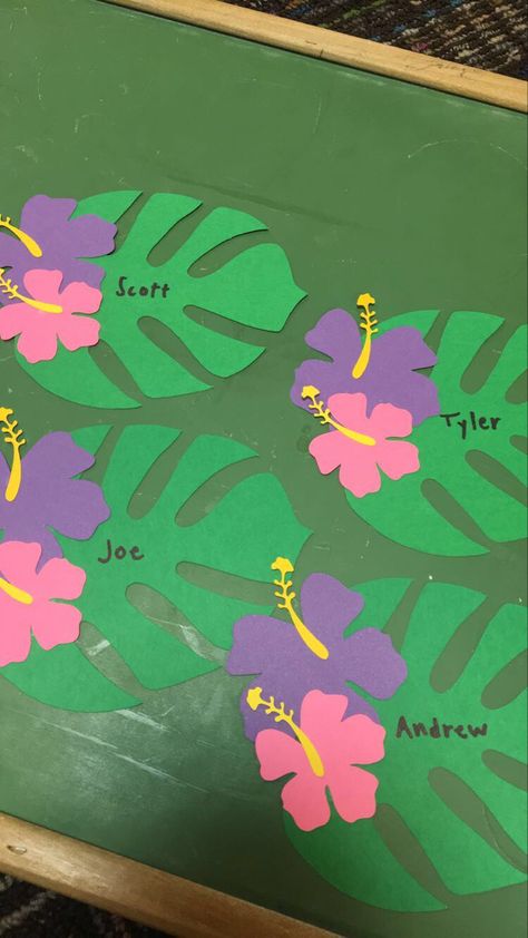 Tropical leaf + flower door decs. Created using a cricut. Hawaii Diy Decorations, Lilo And Stitch Classroom Decorations, Hawaiian Classroom Door, Hawaiian Door Decorations Classroom, Hawaiian Classroom Theme, Flower Door Decs, Summer Door Decs Ra, Tropical Bulletin Board Ideas, Tropical Classroom Theme