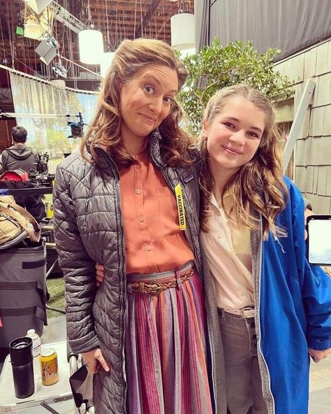 Zoe Perry, Raegan Revord, Big Bang Theory Show, Missy Cooper, Young Sheldon, Television Program, Best Tv Shows, Big Bang Theory, Best Tv