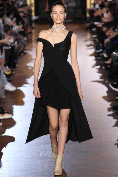 Casual Chique, Moda Paris, Style Noir, 2015 Fashion, Fall 2015, Vogue Paris, Black Dresses, Night Outfits, Fashion Details