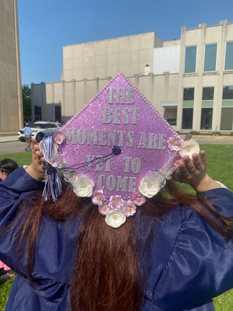 Purple Cap Decoration Graduation, Purple Grad Cap Ideas, Graduation Cap Designs Purple, Purple Graduation Cap Ideas, Graduation Cap Purple, Graduation Cap Aesthetic, Purple Grad Cap, Bts Graduation Cap Ideas, Grad Hats