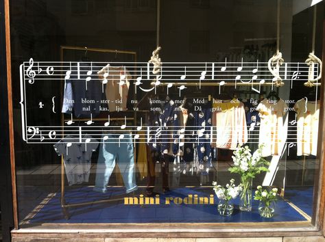 " Ah, that's music to my ears", pinned by Ton van der Veer Music Store Window Display, Music Store Design, Music Exhibition, Music To My Ears, Store Front Windows, Church Window, Store Window Display, Church Windows, Window Ideas