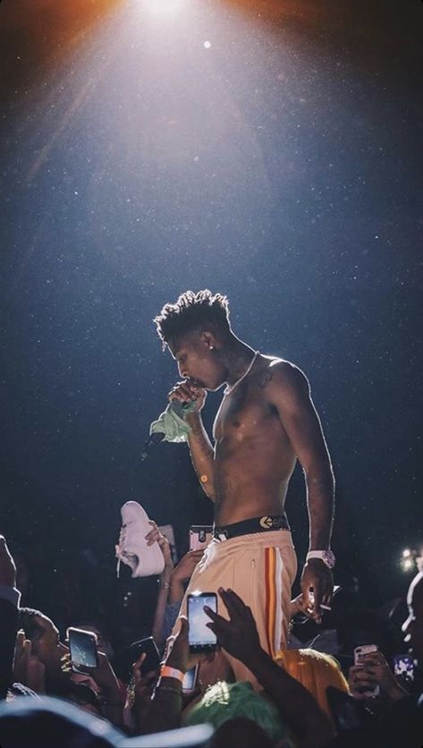 Youngboy Wallpaper Iphone, Nba Youngboy Wallpaper Iphone, Nba Youngboy Wallpaper, Youngboy Wallpaper, Mode Hip Hop, Nba Video, Rapper Wallpaper Iphone, Nba Baby, Rapper Style