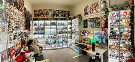 New room Tour/ Collection 2021 | MyFigureCollection.net My Hero Academia Room, Academia Room Decor, Academia Room, Aesthetic Room Ideas, Figure Collection, Themed Room, Room Tour, Bottom Shelf, Room Themes