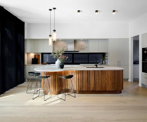 The Block Australia, Kitchens 2021, Top Kitchen Trends, Jungle House, Kitchen Clutter, Design Institute, Modern Kitchen Design Luxury 2020, Kitchen Colour Schemes, Entertaining Kitchen