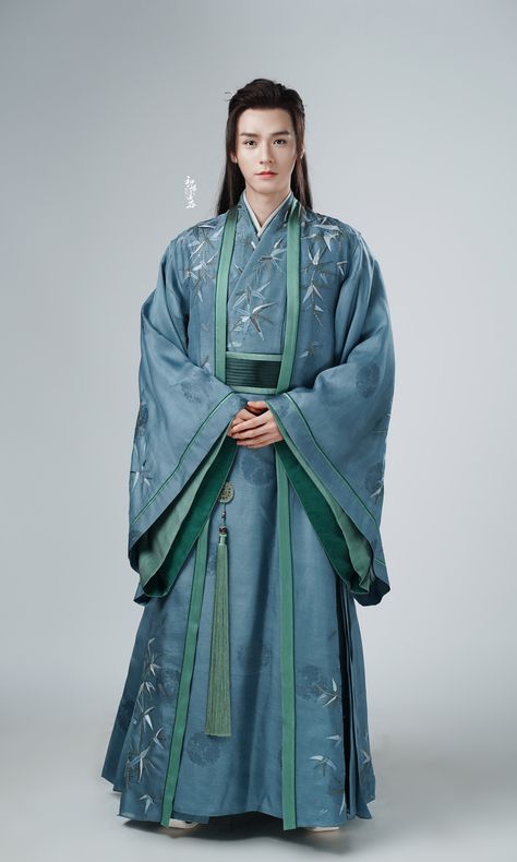 Simon Gong Jun, Word Of Honor, Hanfu Traditional, Gong Jun, Fantasy Gowns, Chinese Clothing, Sacred Art, Fantasy Clothing, Actors