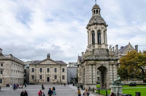 Temple Bar Dublin, Trinity College Dublin, County Cork Ireland, Dublin Ireland Travel, College Aesthetic, Ireland Landscape, Trinity College, Ireland Vacation, The Saints