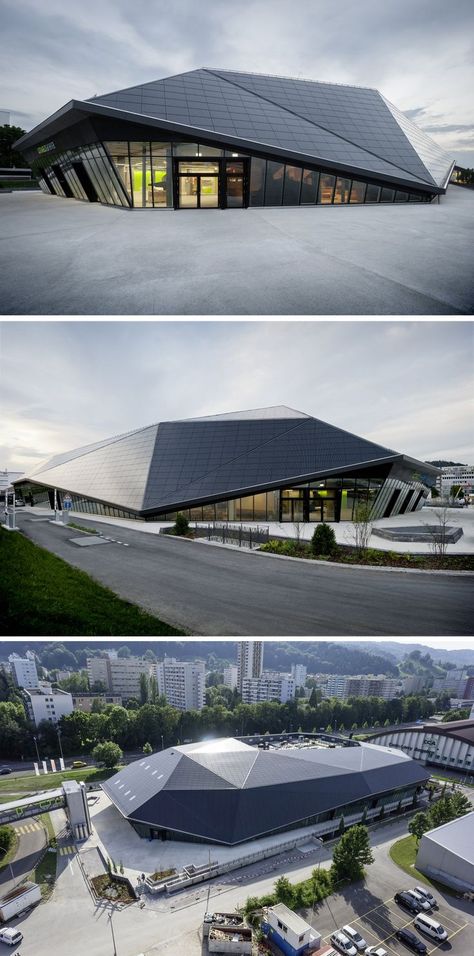 The building looks like a sports arena, but this impression is deceptive: a chain of shopping centres, furniture stores and wholesalers stretches through Spreitbach along the busy country road. Learn more at Architonic.com #architonic #architecture #design #mixedusedevelopment #shopdesign #commercialdesign #shoppincenter #buildingdesign #exteriordesign #modernarchitecture #modernexterior Exhibition Building, Mixed Use Development, Sports Arena, Sport Hall, Office Buildings, Indoor Sports, Indoor Swimming Pools, Industrial Buildings, Furniture Stores