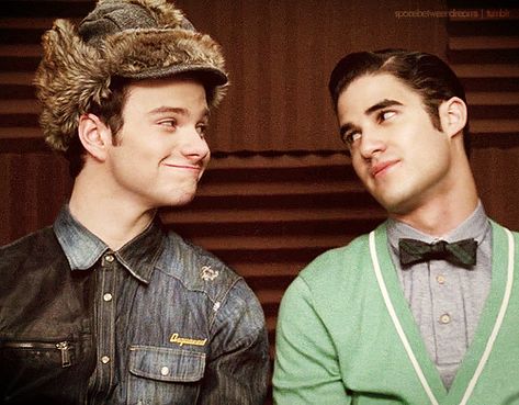 Kurt And Blaine, S Gif, Blaine And Kurt, Best Tv Couples, Favorite Number, Glee Club, Chris Colfer, Glee Cast, Tv Couples