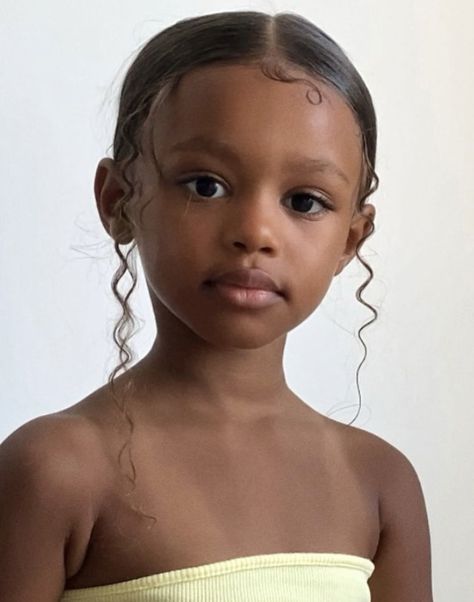 Mixed Girl, Blasian Babies Girl, Black Ginger Babies, Black And Hispanic Baby, Baby Girl Aesthetic Black, Pretty Little Black Girls Children, Cute Mixed Babies, Cute Black Babies, Beautiful Black Babies