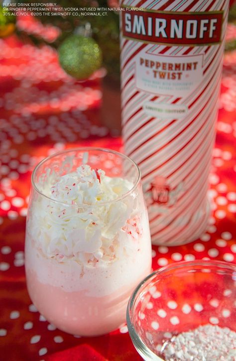 Peppermint Eggnog, Smirnoff Peppermint Twist, Eggnog Cocktail Recipe, Peppermint Vodka, Eggnog Cocktail, Crushed Peppermint, Hp Sauce, Vodka Drinks, Jello Shots