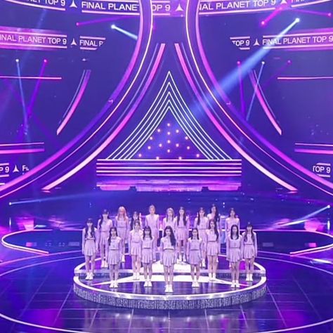 Girl Generation, Kpop Women, Desired Reality, 2025 Vision, Stage Design, Kpop Aesthetic, Girls Generation, Staging, Planets