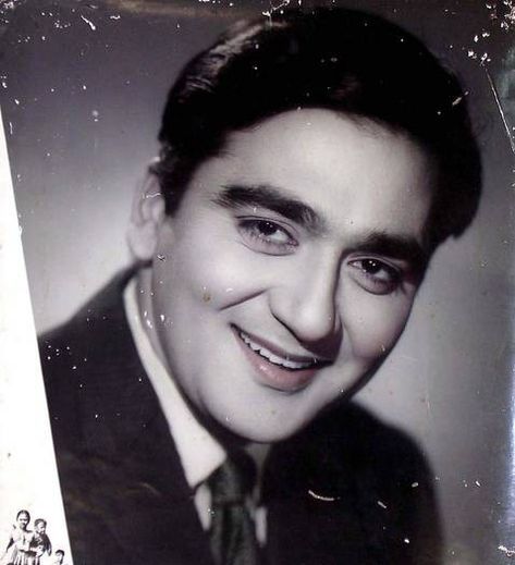 Sunil Dutt Actor, Old Bollywood Actors, Sunil Dutt, Arthur Rackham, Aamir Khan, Vintage Icons, Vintage Bollywood, Film Stars, Bollywood Actors