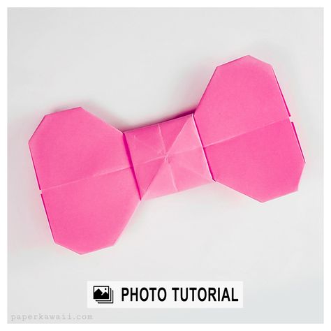 Easy Origami Bow Photo Tutorial via @paper_kawaii Oragami Bow, Phoenix Photo, Paper Kawaii, Hello Kitty Bow, Origami Models, Paper Bow, Paper Stuff, Easy Origami, Origami Flowers