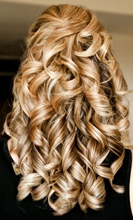 Bride's long down #hair waterfall curls ToniK #Wedding #Hairstyles ♥❸ #holiday hair Black Roots Blonde Hair, Long Blonde Curly Hair, Blonde Hair With Roots, Ringlet Curls, Blonde Wigs, Real Hair Wigs, Cute Simple Hairstyles, Blonde Curls, Frontal Hairstyles