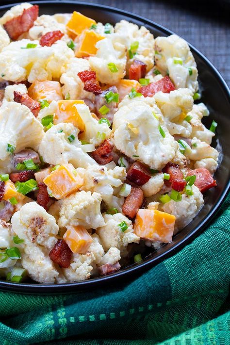 Creamy Bacon Cauliflower Salad | The Kitchen Magpie Cauliflower Salad Recipes, Bacon Cauliflower Salad, Raw Cauliflower Salad, Cauliflower Salad Recipe, Salad Recipes With Bacon, Crispy Oven Baked Chicken, Bacon Cauliflower, Raw Cauliflower, Bacon Salad